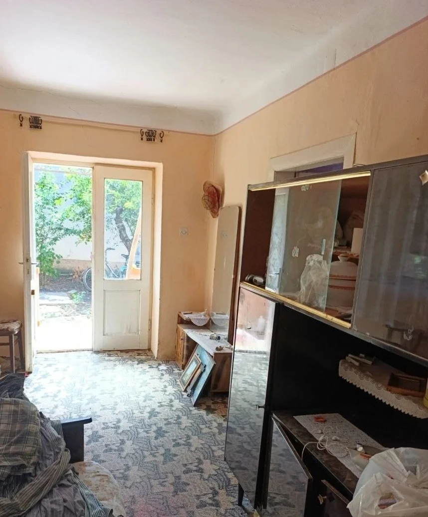 Неплохой дом под дачу/ВНЖ /проживание. 50 км от Нови Сада.