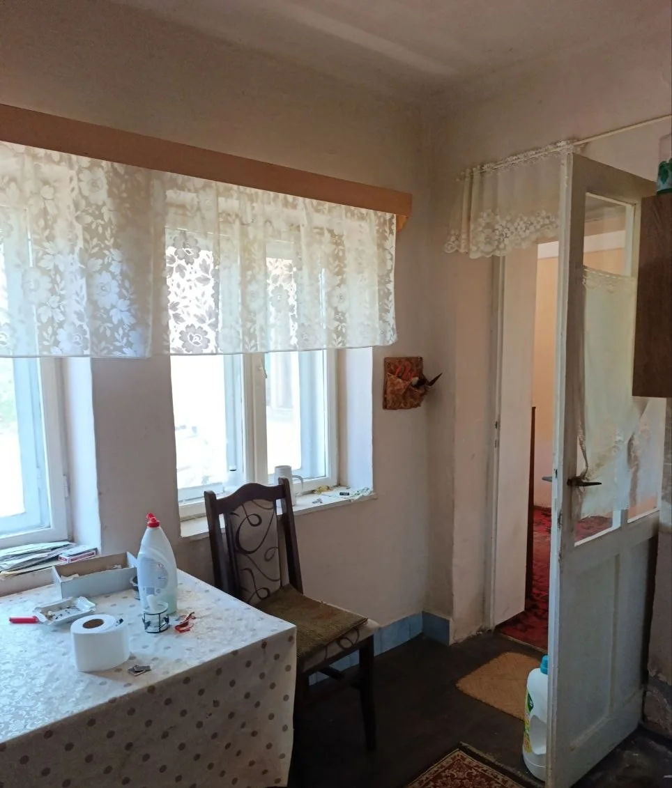 Неплохой дом под дачу/ВНЖ /проживание. 50 км от Нови Сада.