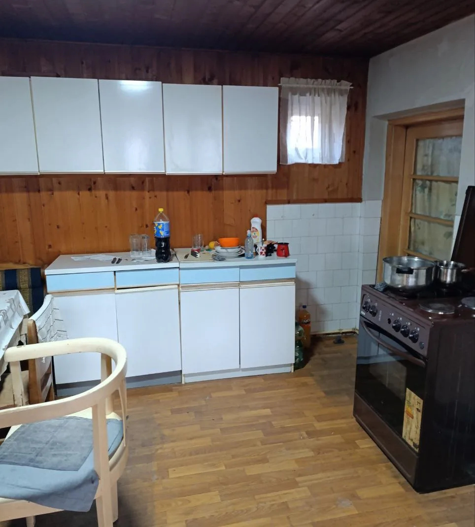 Большой дом. 35 км от Нови Сада.